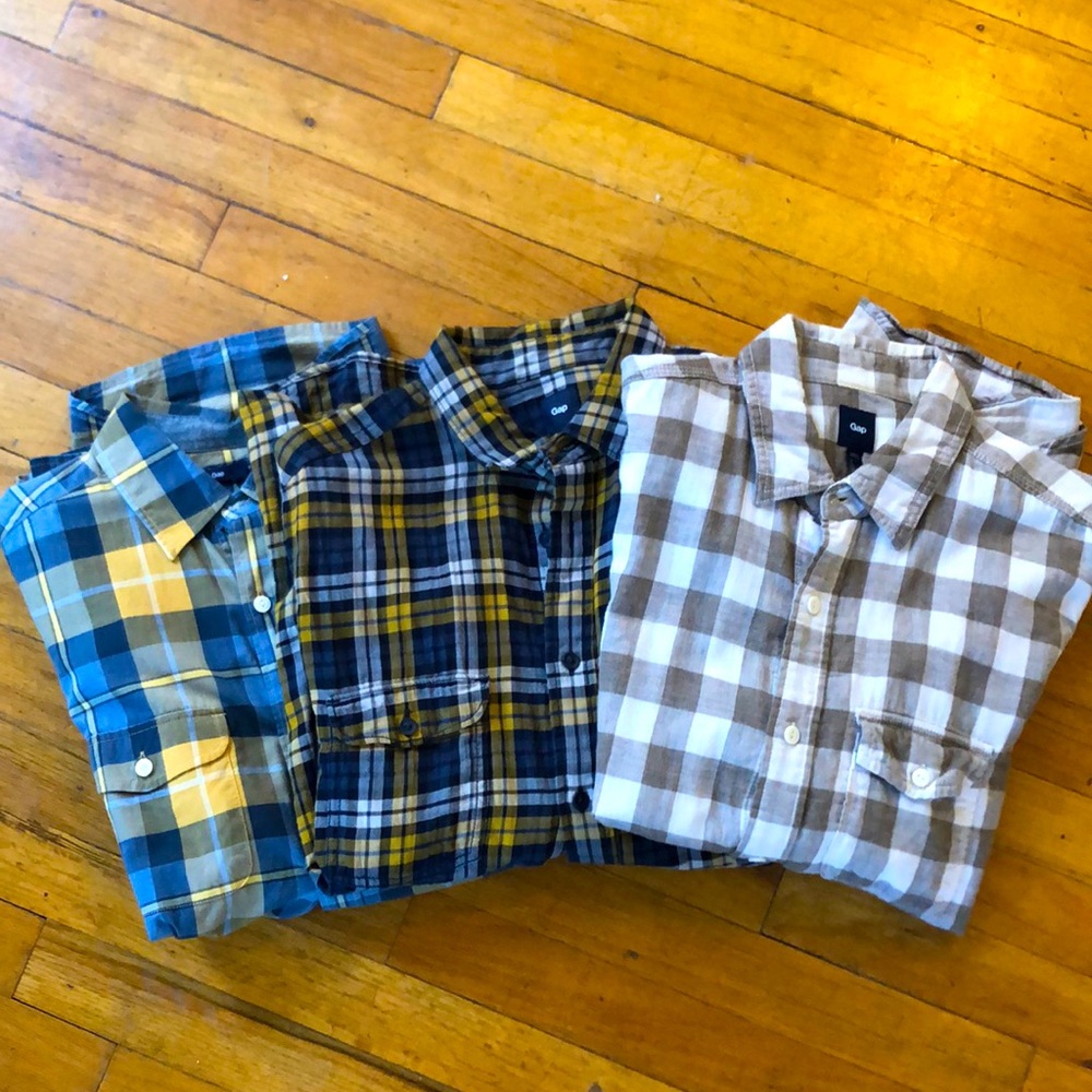 Gap mens button down flannels. Package of 3!